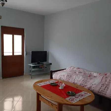Apartment Lula 2 *